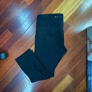 LULULEMON CROPPED POCKET LEGGINGS